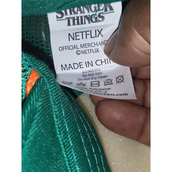 Stranger Things Netflix Camp Know Where 85 Snapback Hat Green Yellow Trucker Cas - Picture 7 of 7